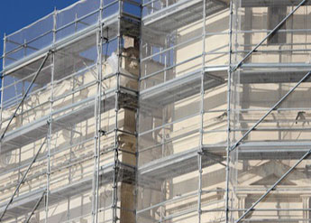 Filet de protection pare-gravats pour échafaudages